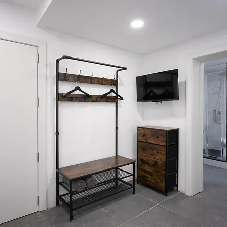 Bormla By The Waterfront *