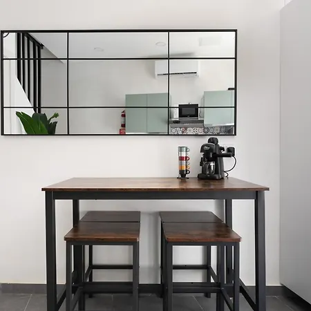 Bormla By The Waterfront Apartmán *